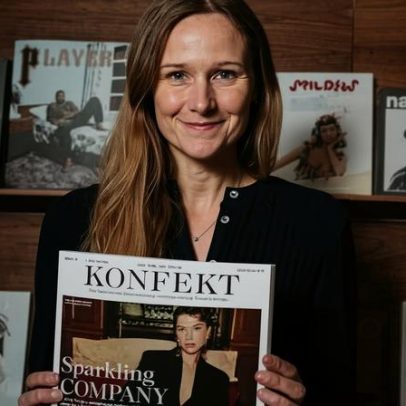 Viagem à China inspira empreendedora a abrir banca de revistas