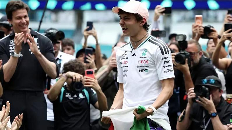 Wolff elogia Antonelli após vitória no GP de Miami 2026