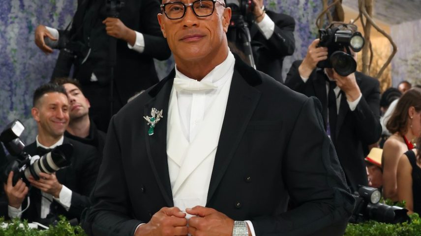 Dwayne 'The Rock' Johnson no Met Gala 2026, realizado em 4 de maio de 2026, no Metropolitan Museum of Modern Art, em Nova York — Foto: Getty Images