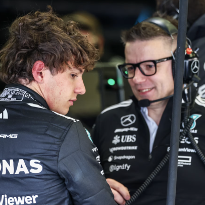 Wolff elogia Bono por impacto no crescimento de Antonelli na F1 2026