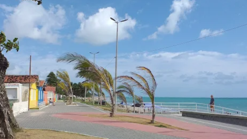 Praia de Camboinha é conhecida pelas águas tranquilas