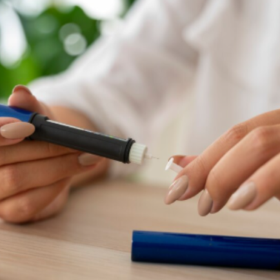 Anvisa proíbe lotes irregulares de Mounjaro KwikPen e apreende produtos sem registro