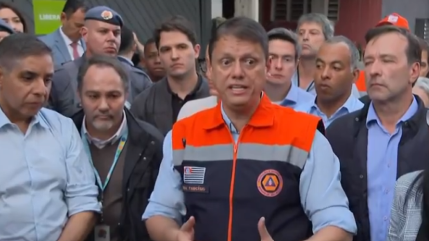 Tarcísio manda interromper 30 obras da Sabesp após explosão no Jaguaré