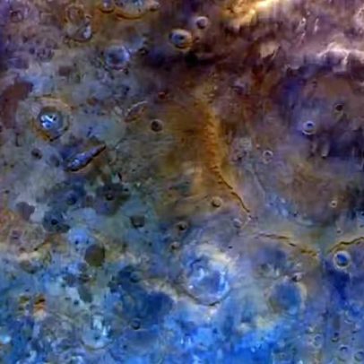 Missão da Nasa revela detalhes inéditos de crateras em Marte com imagens