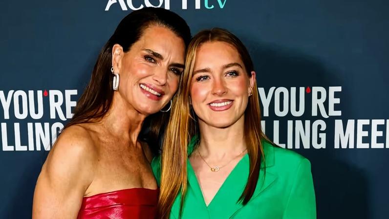 Brooke Shields com a filha, Rowan Henchy, em evento em Nova York em 7 de maio de 2026
