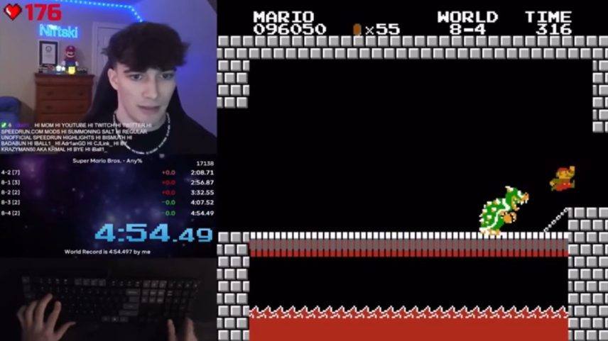 O clássico Pac-Man dos anos 80 traz sua fórmula de sucesso com labirintos extras