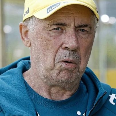 Ancelotti tem um dia para montar o time após lesão de Neymar