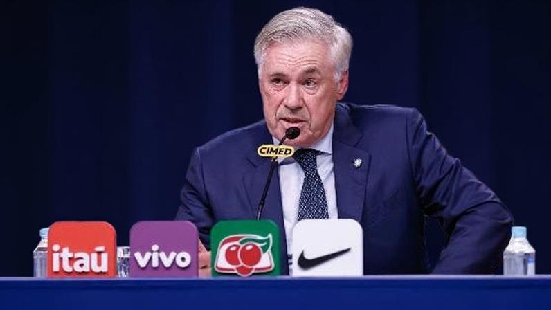 Carlo Ancelotti durante a convocação da seleção brasileira