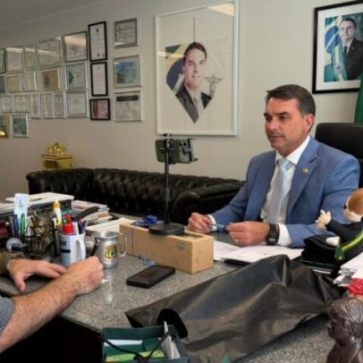 Carlos Bolsonaro afirma que Zema está passando de todos os limites