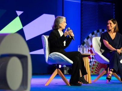Cármen Lúcia associa violência contra mulheres e imprensa à defesa da democracia