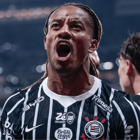 Carrillo foi titular nas duas últimas partidas do Corinthians no Brasileirão