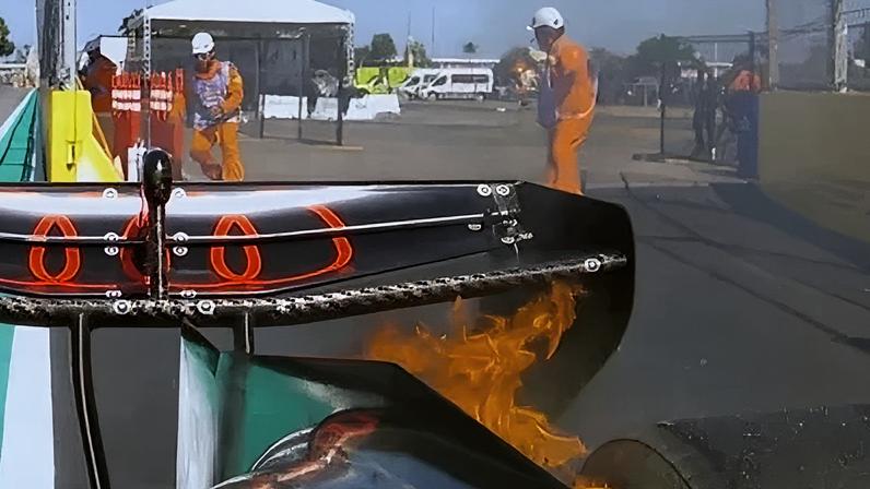 Carro de Gabriel Bortoleto pega fogo durante o qualy do GP de Miami