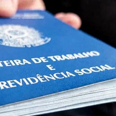 Mercado de trabalho desacelera em abril, abaixo das expectativas