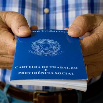 6 em cada 10 CLTs ainda trabalham mais de 40h, aponta estudo