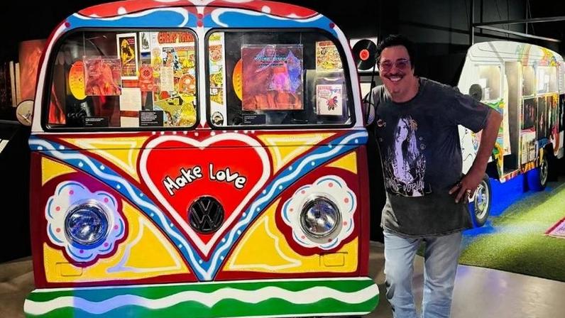 Casagrande na exposição sobre Janis Joplin no MIS