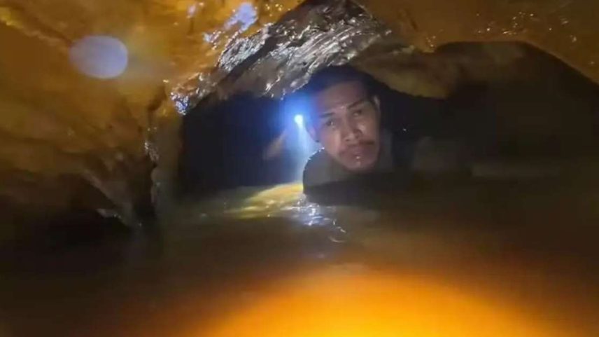 Representante da equipe de resgate da Tailândia na caverno no Laos onde sete pessoas estão presas