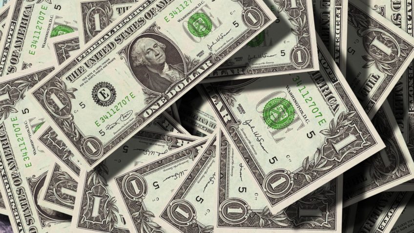 Dívida dos EUA ultrapassa o tamanho da economia