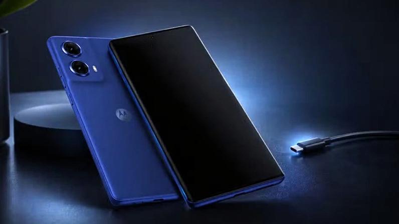Celular Motorola que não liga pode ter falha na bateria, no carregador, na tela ou em componentes internos — Foto: Arte/TechTudo