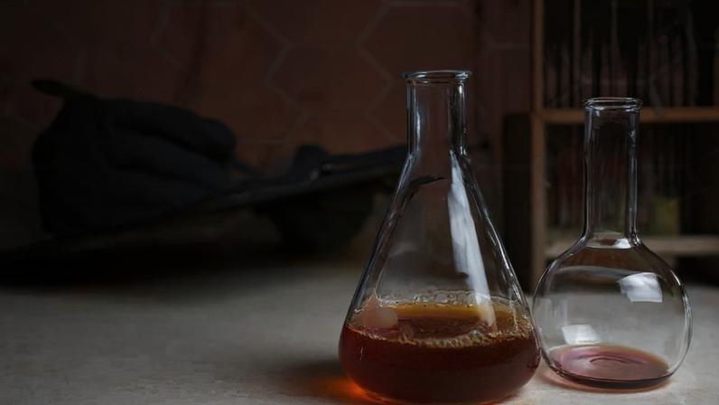 Dados da Abiquim mostram que, entre 2022 e 2024, as importações de produtos químicos cresceram 75%