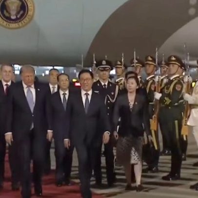 Trump desembarca em Pequim para 2ª visita à China em 9 anos