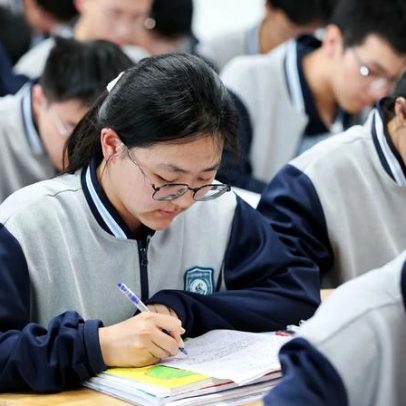 Jovens chineses enfrentam crise de saúde mental; cristãos buscam ajudar