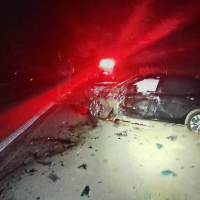 Motorista perde controle, invade contramão e carro pega fogo na BR-491, MG