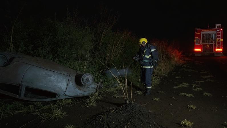 Condutor perdeu o controle da direção após ser fechado por outro veículo