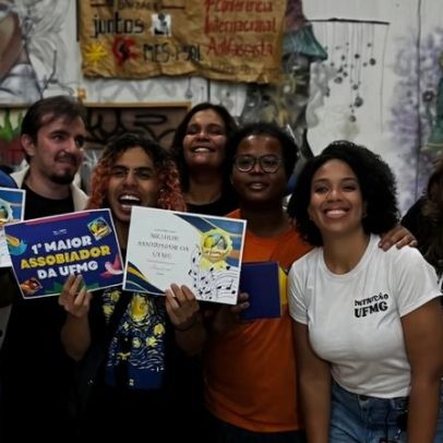 Pica Pau vence o 1º Campeonato de Assobio na UFMG, em Belo Horizonte