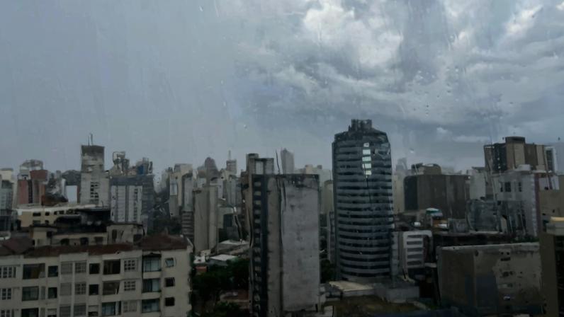 BH tem previsão de calor e chuva nesta segunda