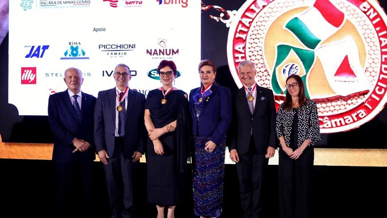 Valentino Rizzioli, Paolo Casadonte, Ana Vilela, Cláudia Maria Lello Scaglioni, Andrea Illy e Nicoletta Gomiero, da esquerda para a direita