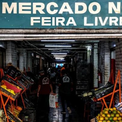 Mercado Novo: térreo vira ponto de madrugada, choque entre feira e balada