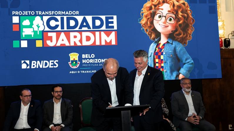 Contrato foi assinado na manhã desta terça (5), quando foram anunciados R$ 500 mil para obras na capital
