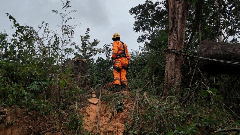 Acidente aconteceu em uma região de loteamento de Pedro Leopoldo