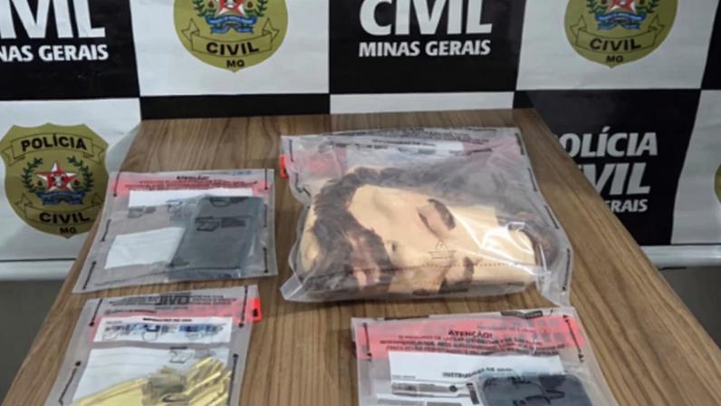 Materiais apreendidos pela polícia