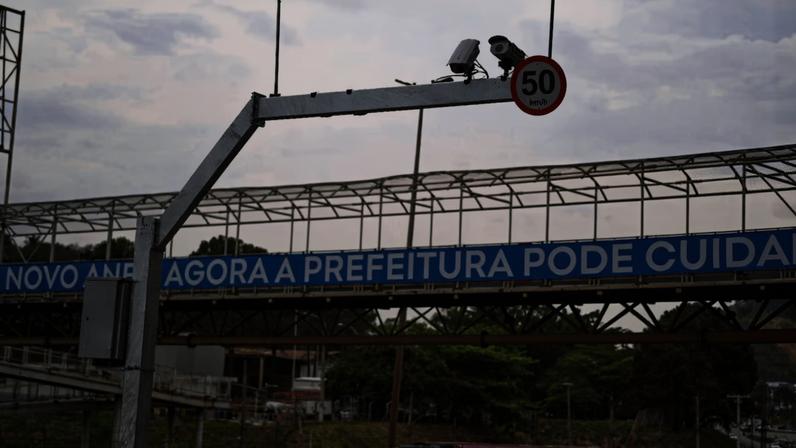 Radar instalado pela Prefeitura de Belo Horizonte no Anel Rodoviário