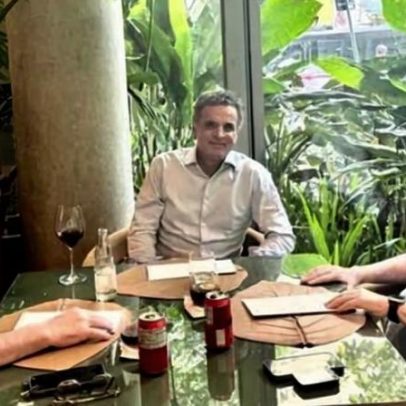 Ciro Gomes e Jereissati apoiam Aécio Neves para o Planalto