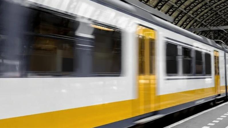 Trabalhadores da LIRR entraram em greve, causando paralisação no metrô