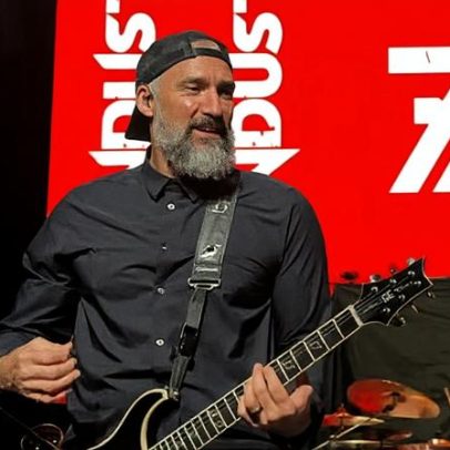 Clint Lowery, guitarrista do Sevendust, reflete sobre a turnê recente