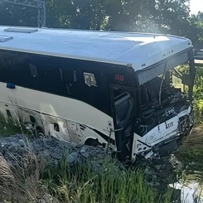 Cinco mortos e 44 feridos em acidente de trânsito nos EUA
