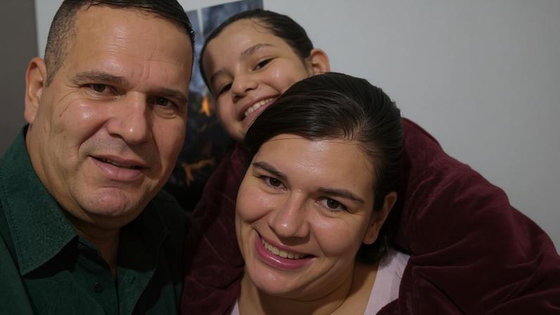 Imagem colorida, Coincidência do destino? Pai, mãe e filha nasceram no mesmo dia em MS- Metrópoles