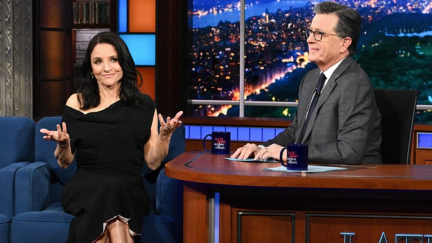 Julia Louis-Dreyfus interpreta Selina Meyer em roast de Stephen Colbert