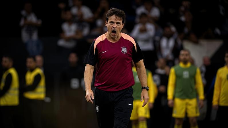Com Diniz, Corinthians venceu as três primeiras partidas da Libertadores em 2026