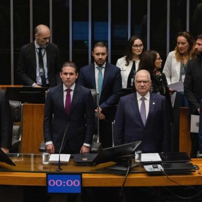 Câmara celebra 200 anos com Motta e Alcolumbre, reforçando o Legislativo