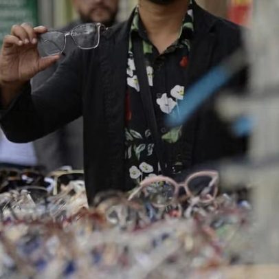Queda da ocupação no trimestre até abril é puxada pelo setor informal, diz IBGE