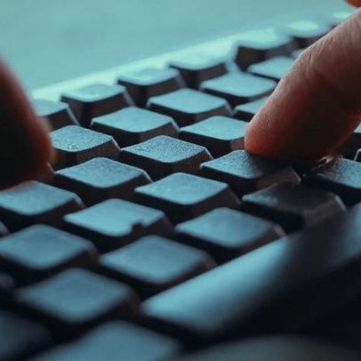 Identidade de brasileiro é vendida por US$ 40 na dark web