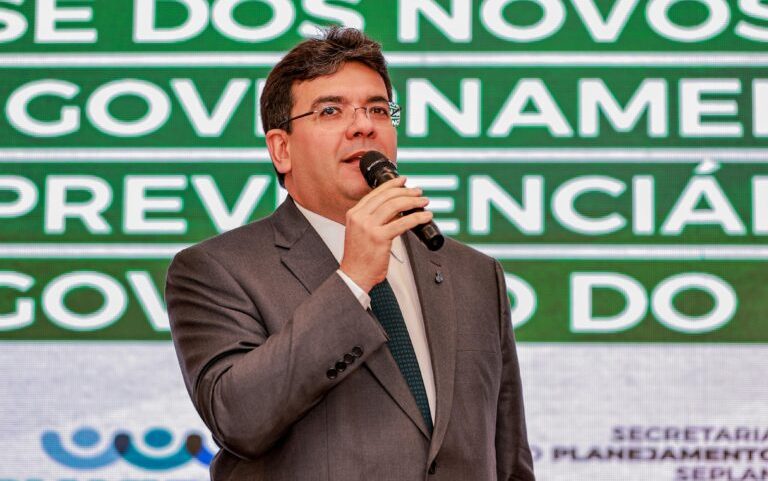Governador confirma edital do concurso Unificado Piauí até julho