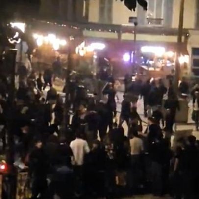 Briga entre 100 torcedores em Paris deixa 65 presos e 6 feridos