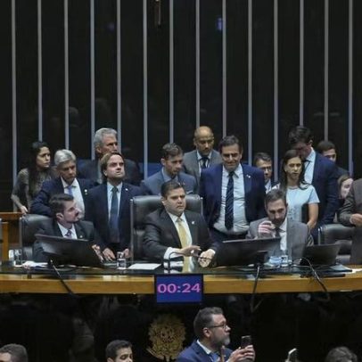 Congresso analisa vetos de Lula a repasse de recursos a municípios devedores