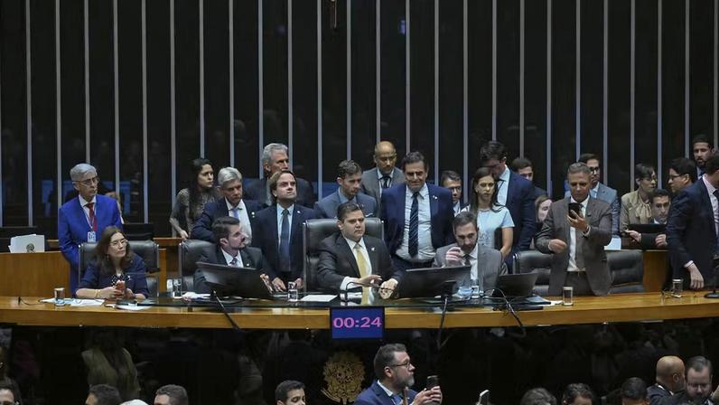 Sessão do Congresso Nacional para análise de vetos de Lula — Foto: Ton Molina/Agência Senado