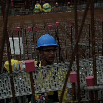 Confiança da construção permanece em 92,6 pontos em maio, aponta FGV